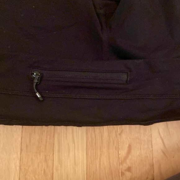 Black Lululemon capris pants with zippers - Picture 4 of 5